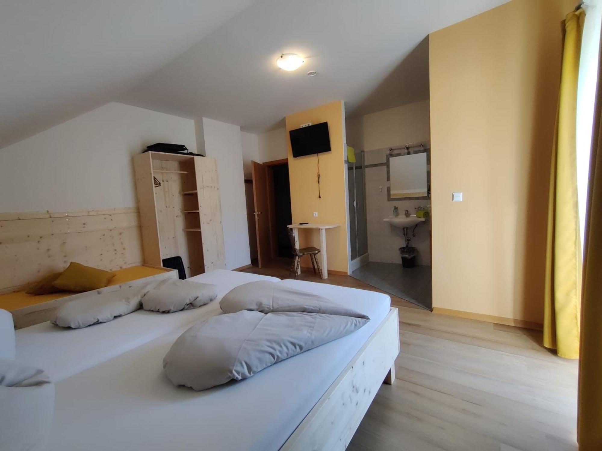 Hotel Weingut Lieschnegg à Leutschach Extérieur photo